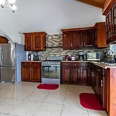 Runaway Bay Gem in Runaway Bay