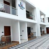 Wavealokam Beach Retreat