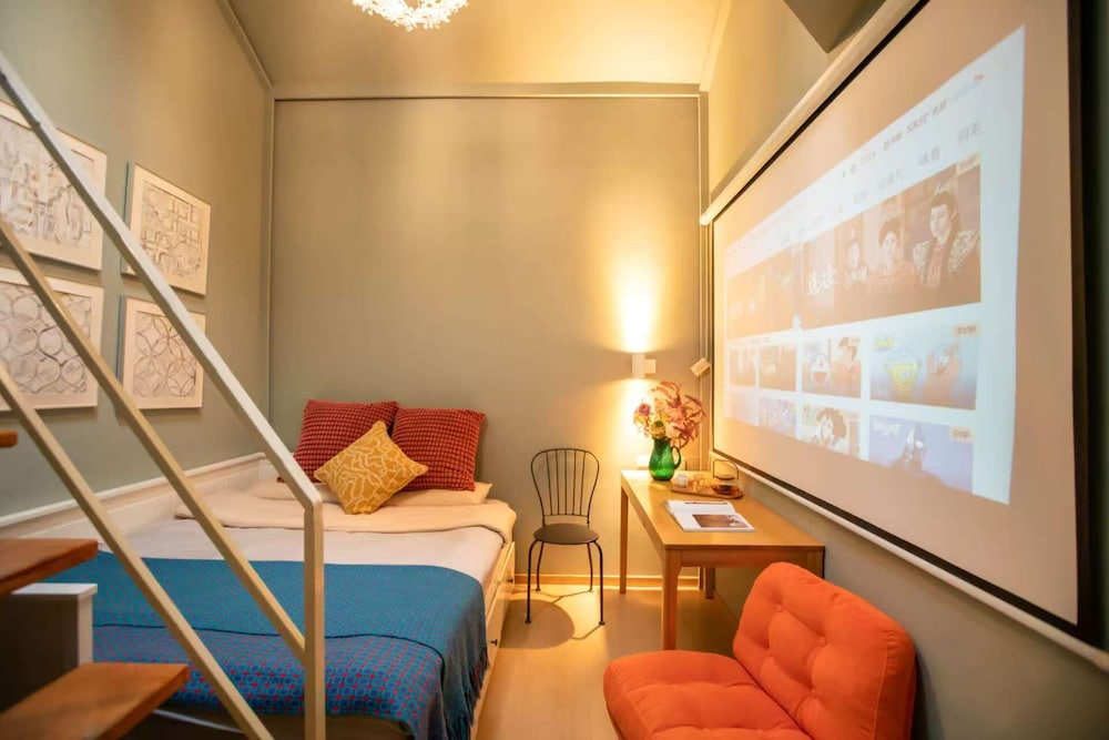 Beijing Drum Tower Loft Courtyard Hotel