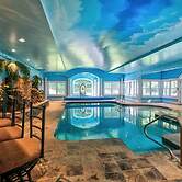 Mansion w 10 Bedrooms Pool and Theater