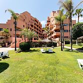 Beachfront Apartment -don Juan Manilva