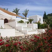 Amazing Villa With Swimming Pool