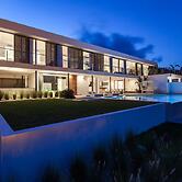 Amazing Villa With Infinity Pool