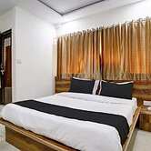 Goroomgo Apollo Vastrapur