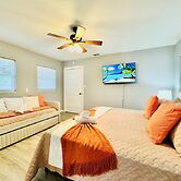 Tranquil Retreat King Bed Office Patio