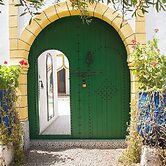 Room-lair De La Mer Resort & Hotel