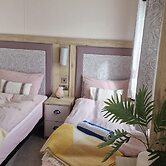 Seaview,sleeps 4to6,pet Friendly, Parking