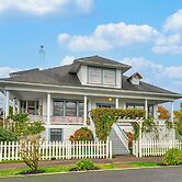 Walk to Columbia River: Mtn-view St Helens Haven