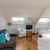 Bright Apartment Near Beach