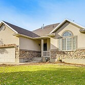 Family-friendly Home w/ Hot Tub in Heber City!