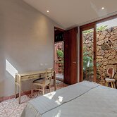 LAS DUNAS BEACH HOUSE