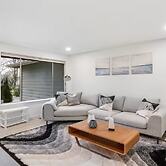 Comfortable Kirkland Home for Family & Remote Work