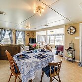 Powderhorn Lake House w/ Grill + Water Views!