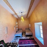 Hiking nomads guesthouse