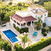 Pomos Harbour View Villa