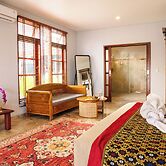 Seaside Oceana Suites by Mahaprana