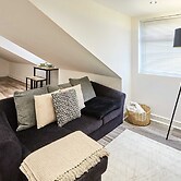 Host Stay Trafalgar Road