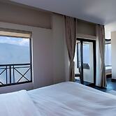 Nana Mountain Resort