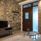 The Lake House Angeliki