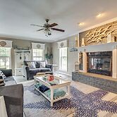 < 1 Mi to Waveland Beach: Spacious Family Home