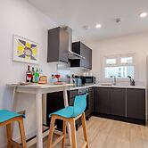 Host Stay Croydon Road Abode