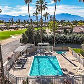 Games, Grill & Golf Course View: Palm Desert Gem!