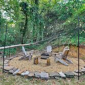 6 Mi to Downtown: Apartment in Chattanooga!