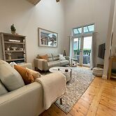 Central Lorne Retreat Quality Home Near Beach Town