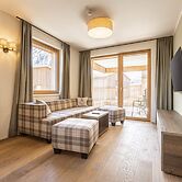 Nice Lodge With Balcony