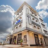 Fabhotel Maa Gayatri Sadan