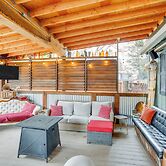 < 10 Mi to Trinity River: Family Home w/ Hot Tub!