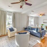 9 Mi to Colonial Beach: Charming Cottage w/ Yard!
