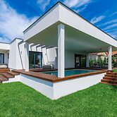 Holiday House with Pool Casa Lavanda