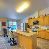 ~ 3 Mi to Ski & Hiking Trails: Soldotna Home