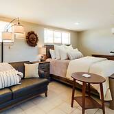 Adorable Tucson Studio w/ Gas Grill & Wifi!