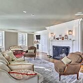 Spacious Estate w/ Courtyard: 2 Miles to Downtown!