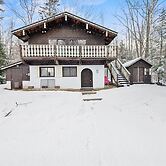 Charming Alpine Retreat Near Attitash Ski Mountain 3 Bedroom Chalet