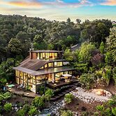 Exclusive Entire Lodge