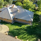 Game Room, Media Room & Pool: Luxe Villa in Craig!