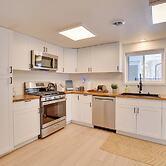 3 Mi to Dtwn & Ysu: Updated Youngstown Home