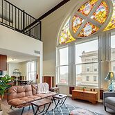 Unique & Stylish Studio Loft in Huntington!