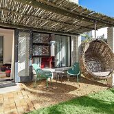 Charming Garden Cottage, Campsbay, Cape Town