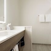 Holiday Inn Express & Suites Linden – Newark South by IHG