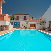 Cristal Blu Apartments In Santa Teresa Gallura