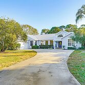 6 Mi to Dtwn: Pet-friendly Retreat in Fort Pierce!