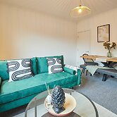 Host Stay Joffre Avenue