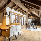 Spacious Apartment With Shared Pool