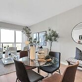 Skyline Luxe Panoramic Suites & towers Toronto