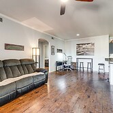 Walk to Papago Park: Condo in Phoenix