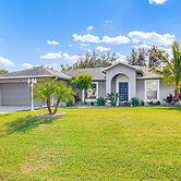 Private Yard & Screened Patio: Sunny Sebastian Gem